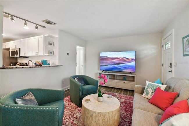 Building Photo - 4324 S Clark Ave