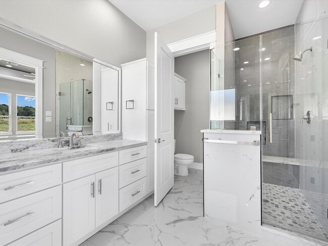 Building Photo - 3135 Kermes Dr