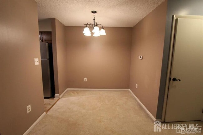 Building Photo - 1508 Ravens Crest Dr