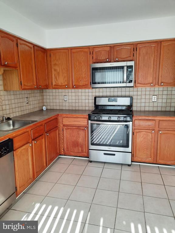 Building Photo - 10707 Houck Dr