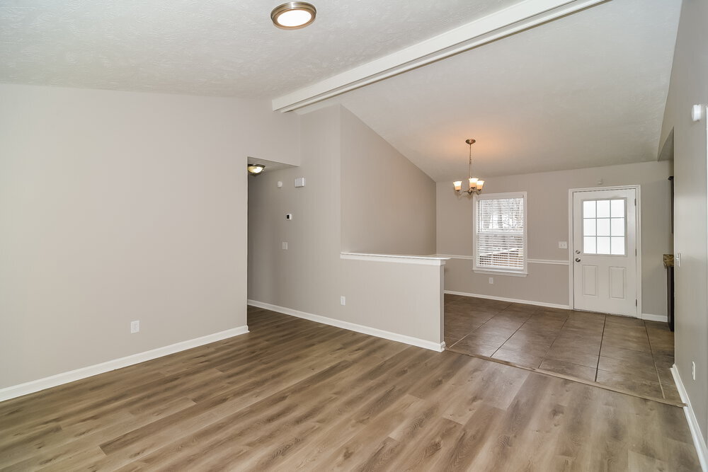 Building Photo - 425 Jonesboro Ct