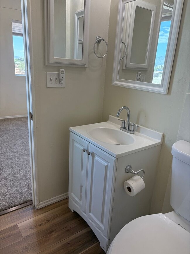 Building Photo - 2610 S Mission Rd