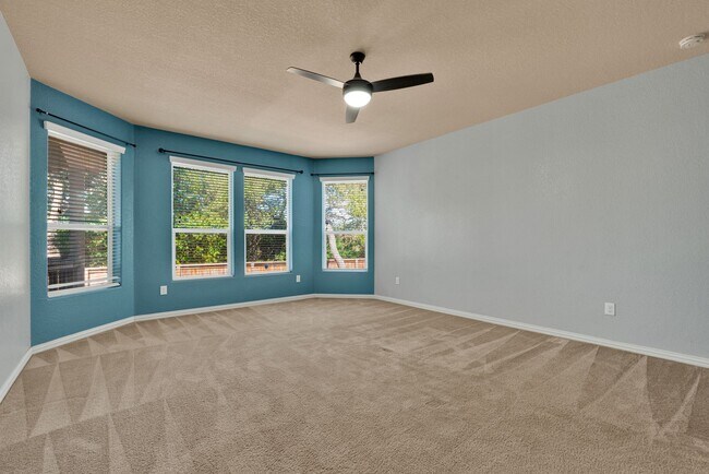 Building Photo - 3303 Cherokee Cove
