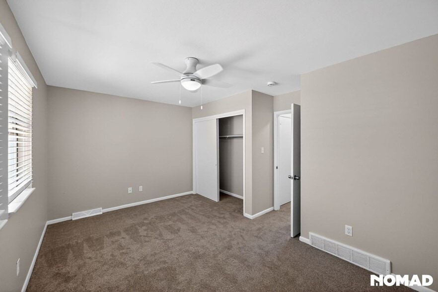 Building Photo - 33 Lima St