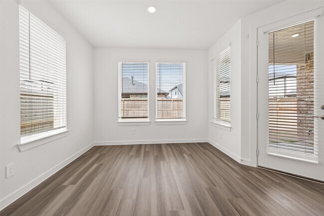 Building Photo - 426 Yellow Dandelion Ln