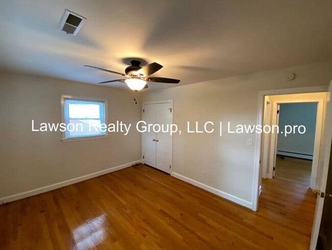 Building Photo - 1706 Glendon Rd