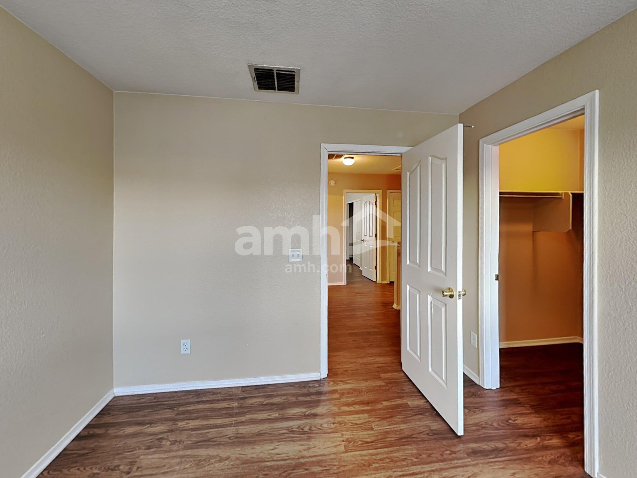 Building Photo - 6241 S Sun View Way