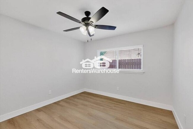 Building Photo - MOVE IN READY  Completely Refreshed Euless...