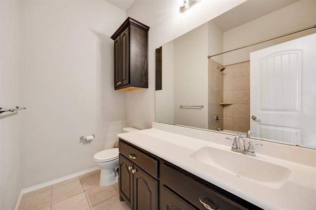Building Photo - 2133 Blakely Ct