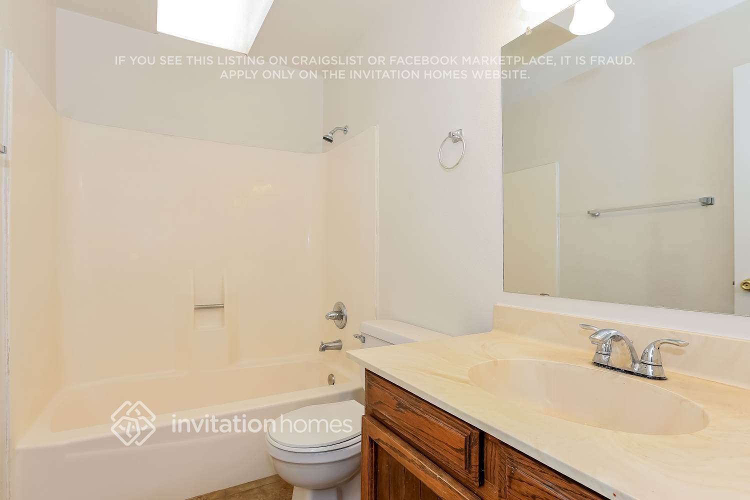 Building Photo - 5025 N 69th Ave