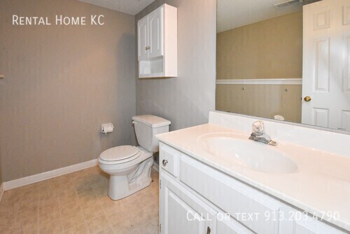 Building Photo - 15246 S Acuff Ln