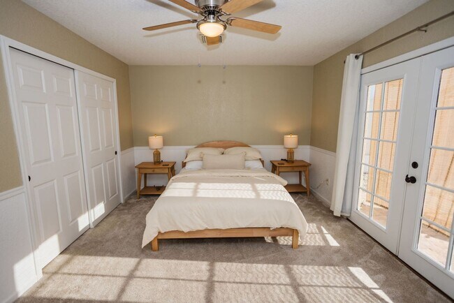 Building Photo - Your Year-Round Retreat in LHC!