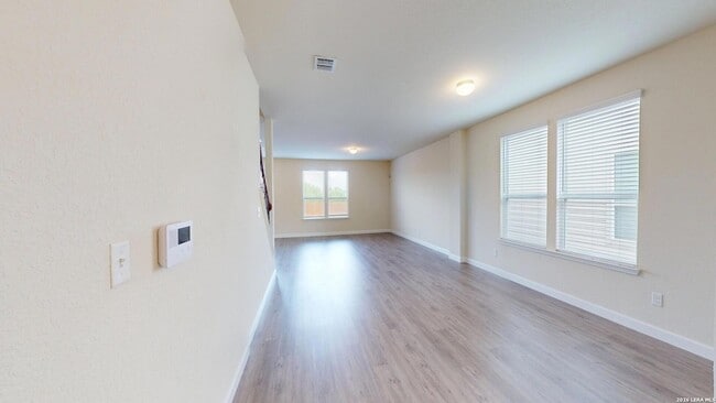 Building Photo - 344 Autumn Rouge