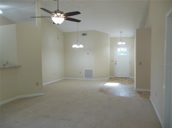 Building Photo - 2136 E Parkton Dr