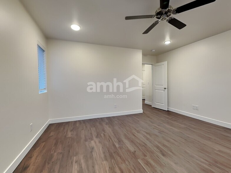 Building Photo - 7919 Verona Loop