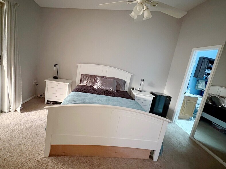 Building Photo - 746 N Jefferson Ave