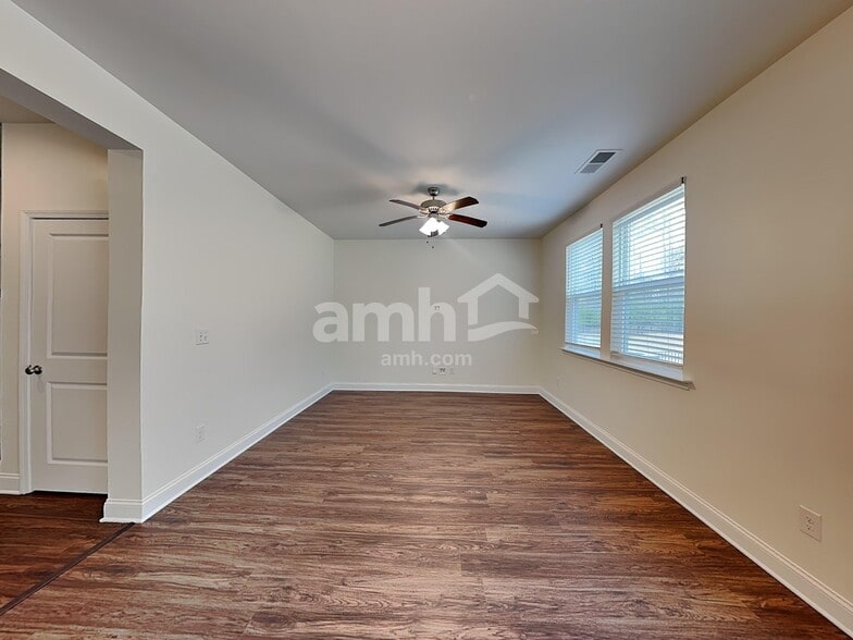 Building Photo - 12024 Brooksong Dr