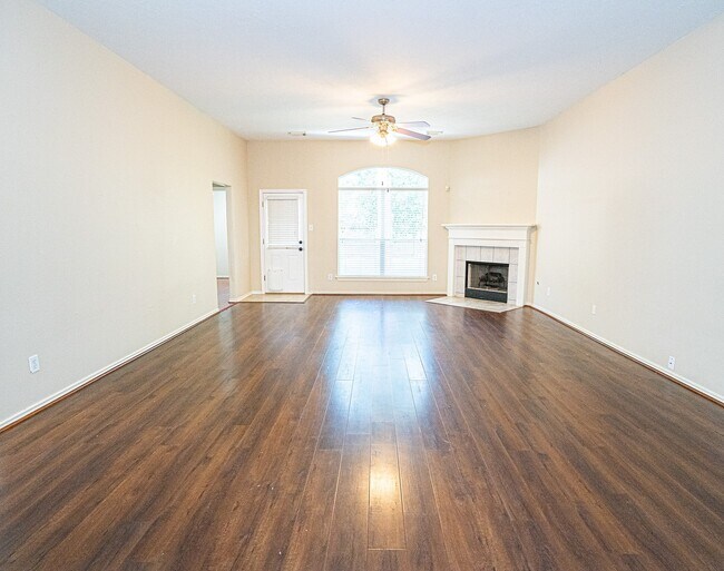 Building Photo - 23 N Merryweather Cir