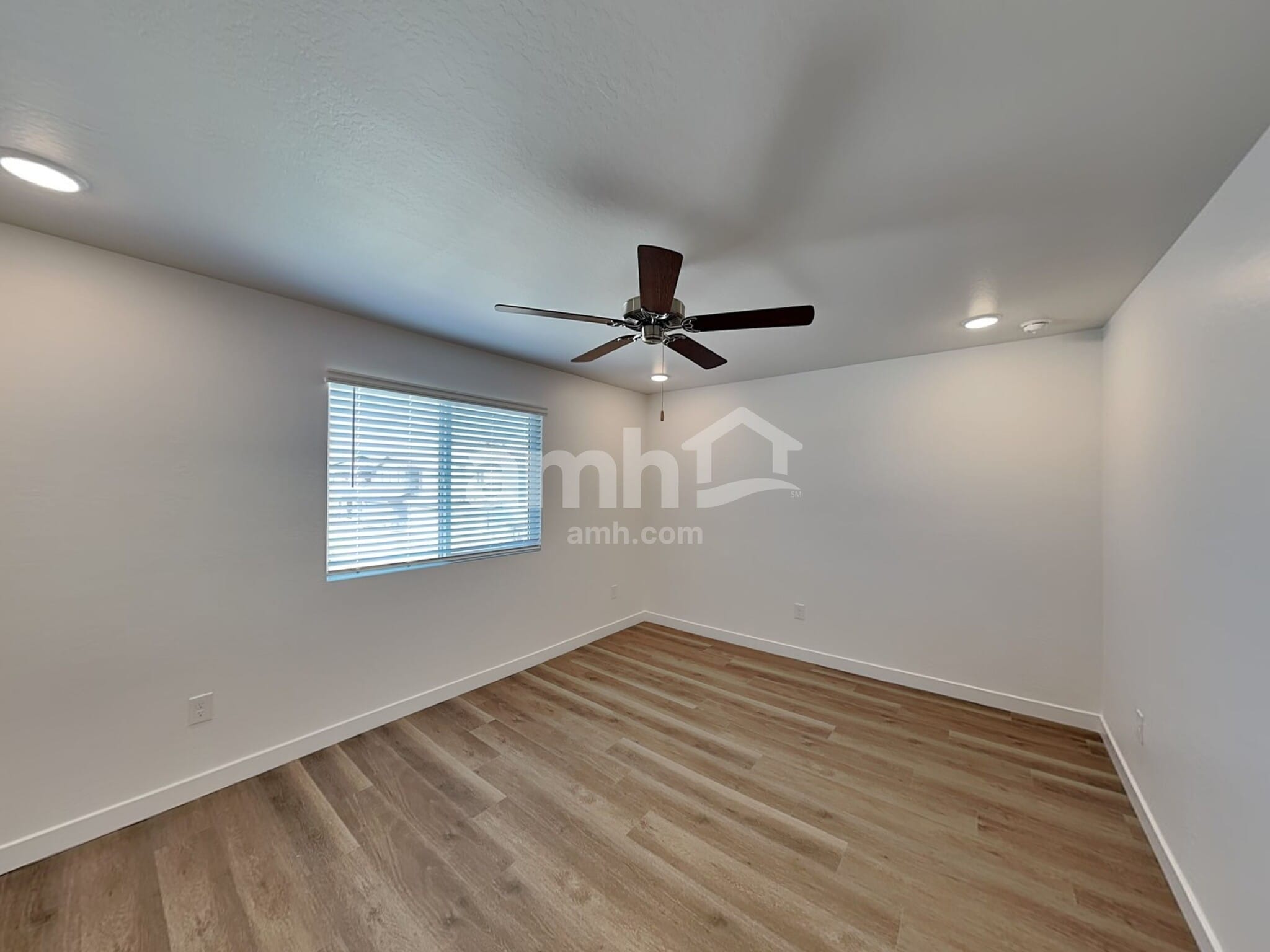 Building Photo - 4415 S 97th Dr