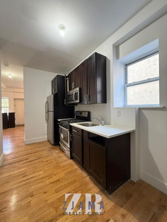 Building Photo - 1 bedroom in Brooklyn NY 11226