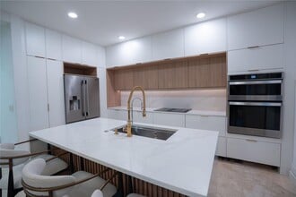 Building Photo - 4041 Devenshire Ct