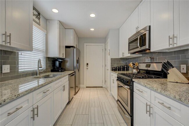 Building Photo - 3106 Jeanne Marie Ct