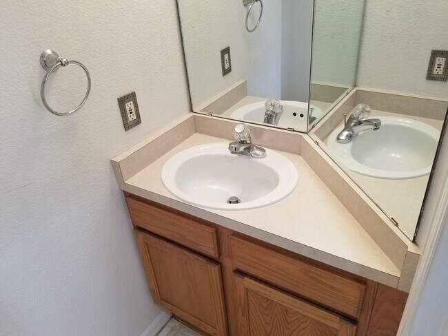 Building Photo - 12212 Bannock Cir