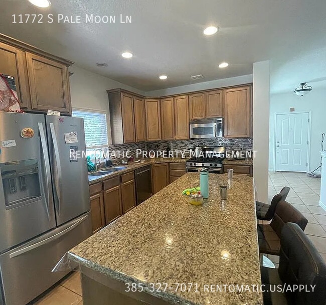 Building Photo - 11772 Pale Moon Ln
