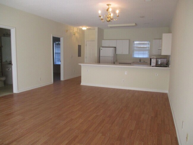Building Photo - 3951 Gladiola Ct