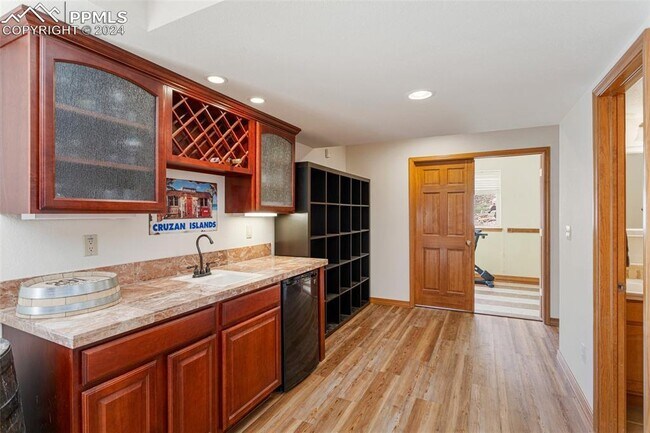 Building Photo - 4240 Cedar Heights Dr