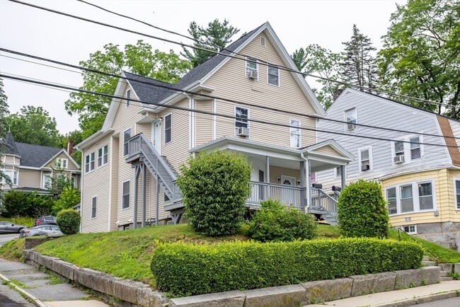 Building Photo - 176 Blossom St