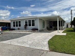 Building Photo - 245 Shrub Ln N