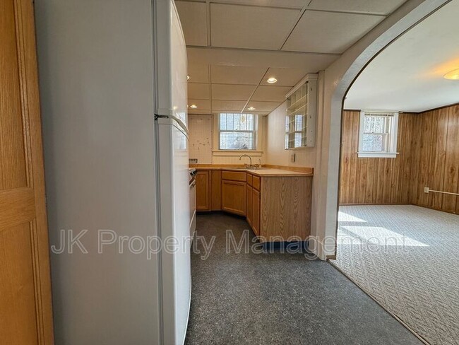 Building Photo - 2217 1st Ave S