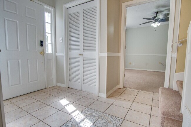 Building Photo - Pool Home with Office, Two Primary Suites ...