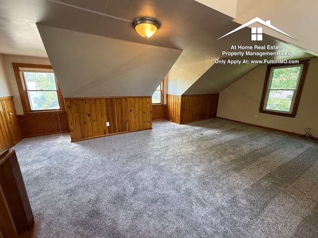 Building Photo - 1502 Forest Ave