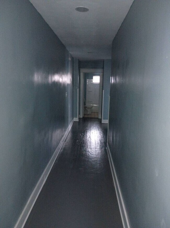 Building Photo - 424-426 Lexington Ave