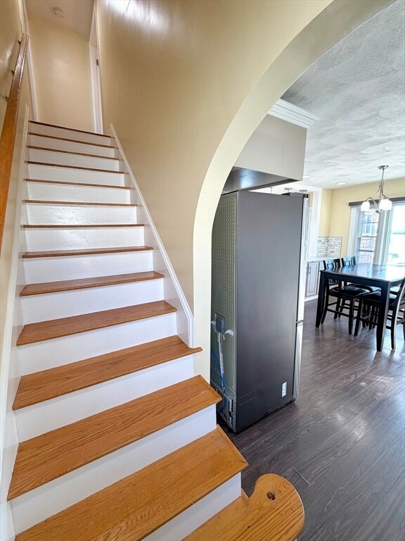 Building Photo - 36 Annavoy St