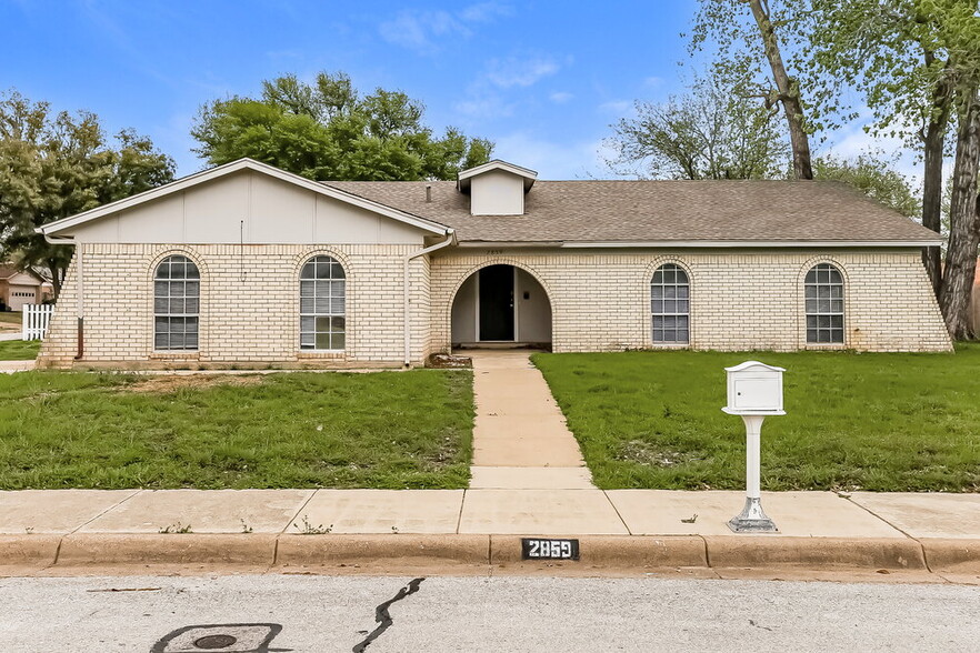 Primary Photo - 2859 Hitson Ln