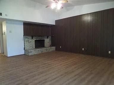 Building Photo - 11015 Wallbrook Dr