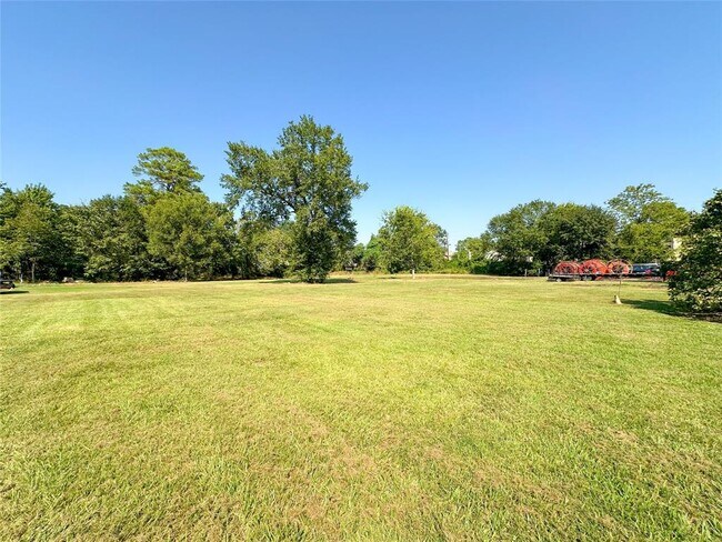 Building Photo - 11418 Cypress North Houston Rd