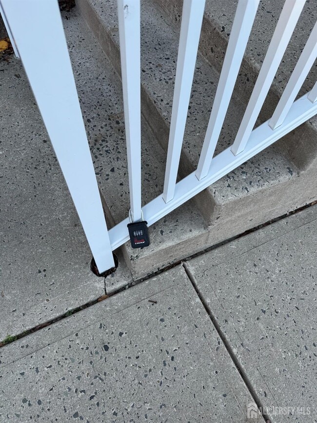 Building Photo - 414 Sloan Ct