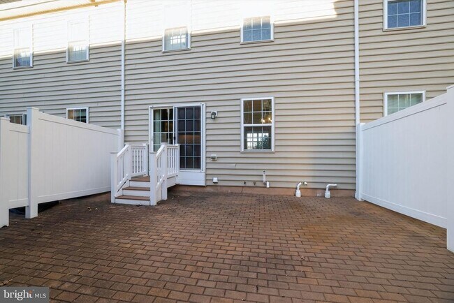 Building Photo - 3669 Jacob Stout Rd