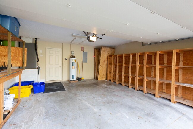 Building Photo - 1559 Grantham Dr