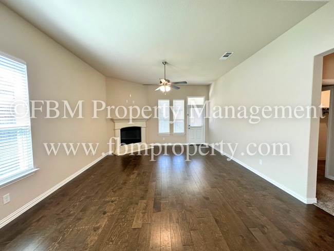 Building Photo - 2809 Belmont Dr