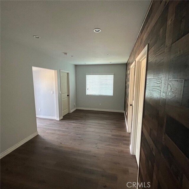 Building Photo - 7239 Sterling Ave