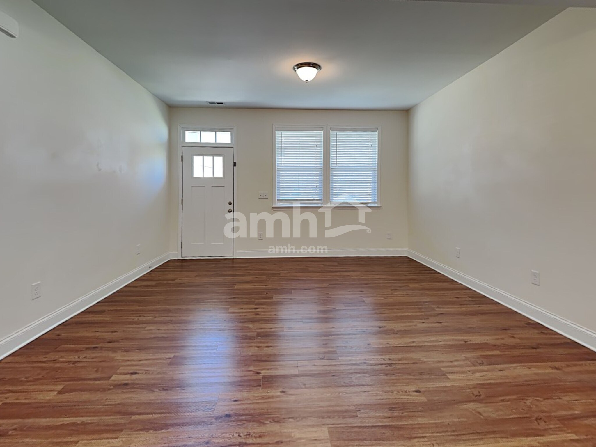 Building Photo - 1615 Heather Trace Ln