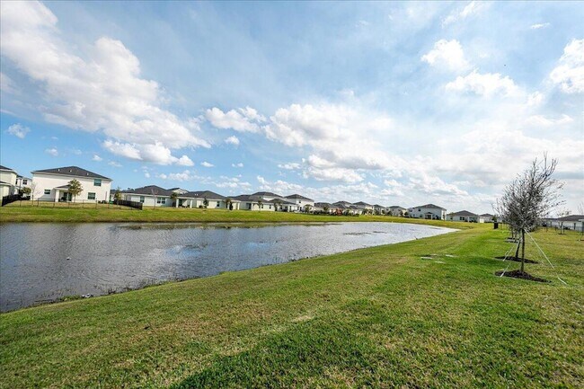 Building Photo - 6331 Windwood Wy