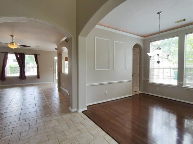 Building Photo - 2911 Weatherford Ct