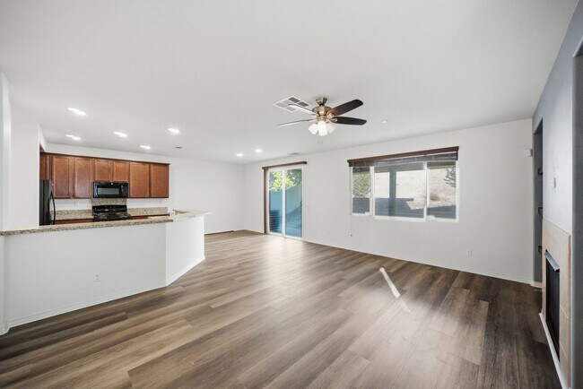 Building Photo - 3695 Bur Oak Rd