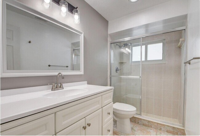 Building Photo - 965 Orchid Dr